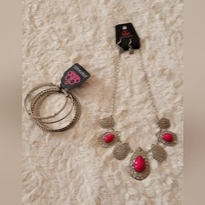 Paparazzi Necklace, Earrings & Bracelet - NWT